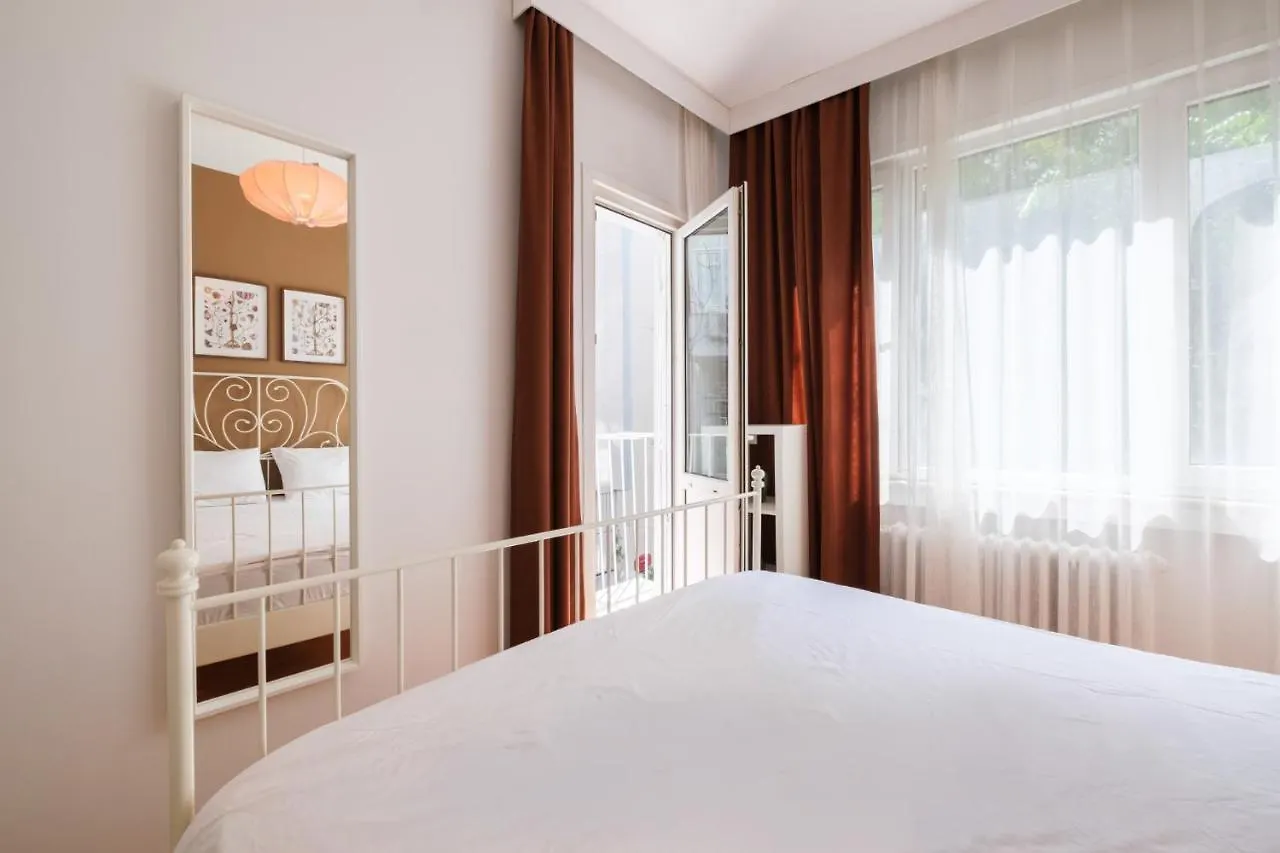 Gorgeous Apartment With Central Location In Sisli Istanbul